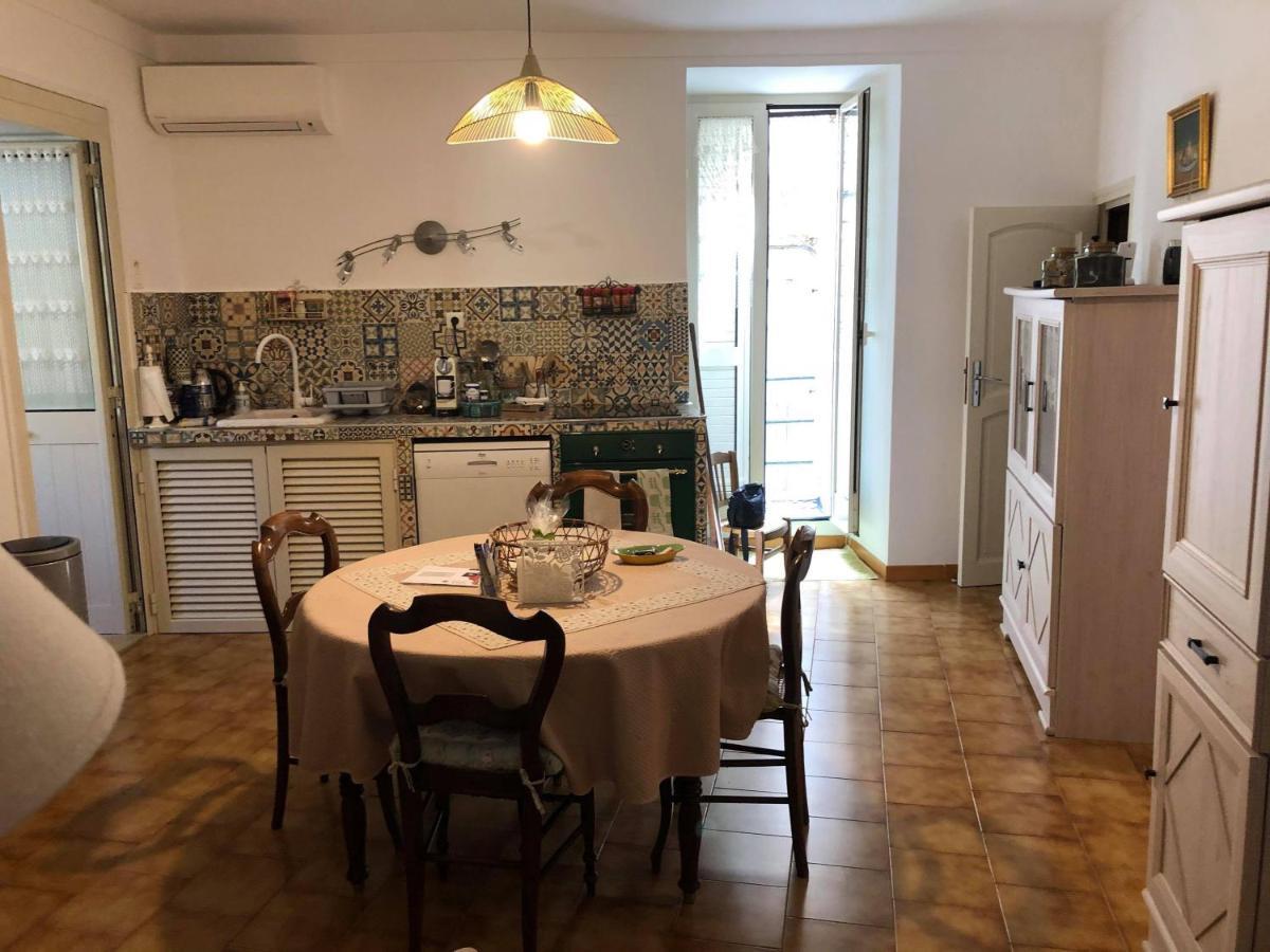 Coquet T2 Au Coeur Du Village Sartene  Luaran gambar